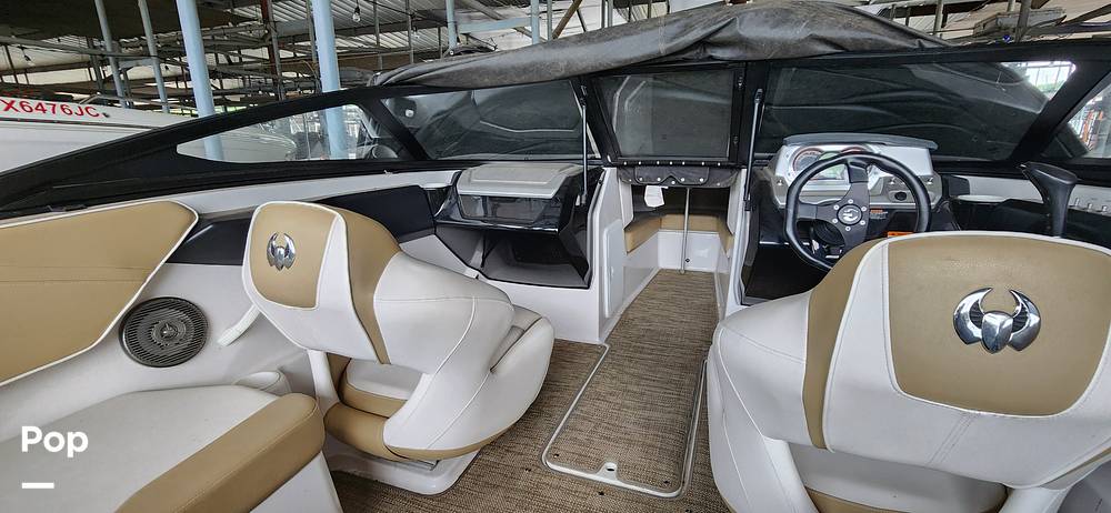 Slide: The Image of Scarab 195 Platinum Edition 2016 - 15401913