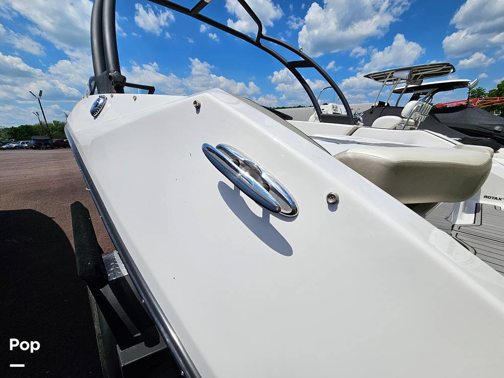 Slide: The Image of Scarab 215 HO Impulse 2014 - 14339271