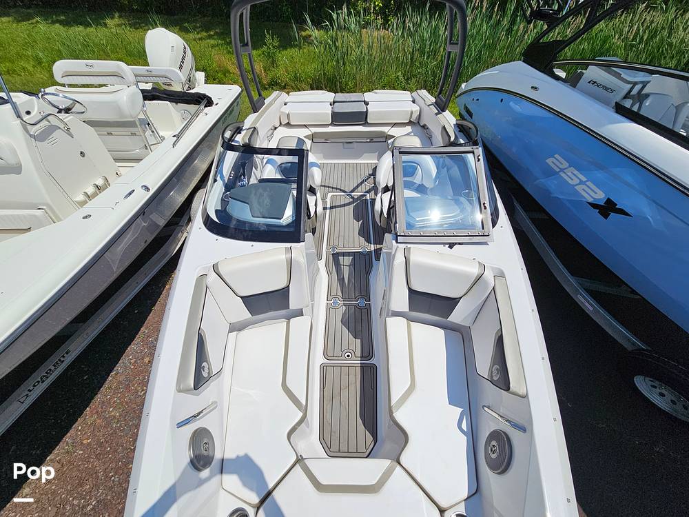 Slide: The Image of Scarab 215 HO Impulse 2014 - 14339349