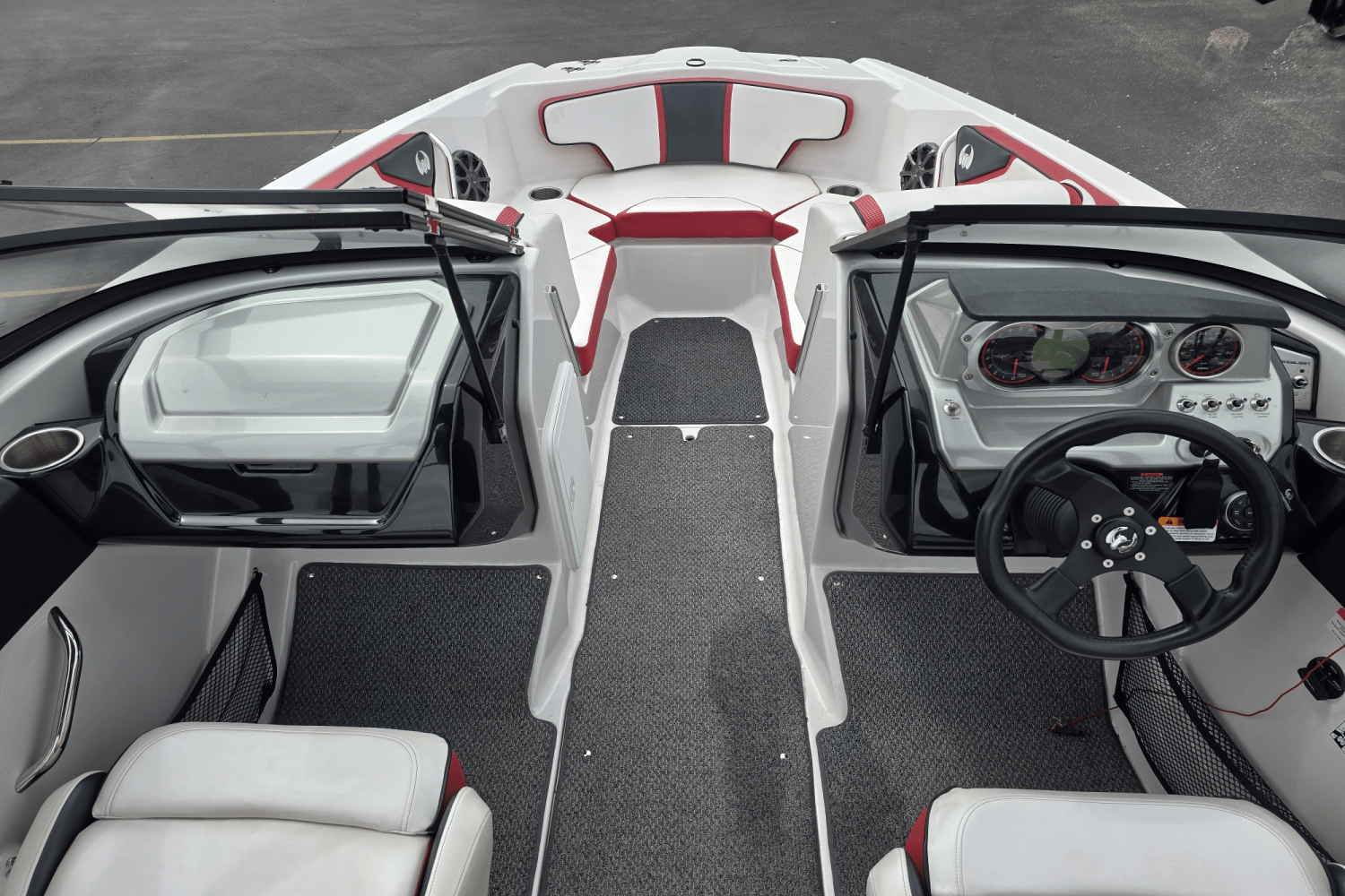 Slide: The Image of Scarab 215 HO IMPULSE 2015 - 10