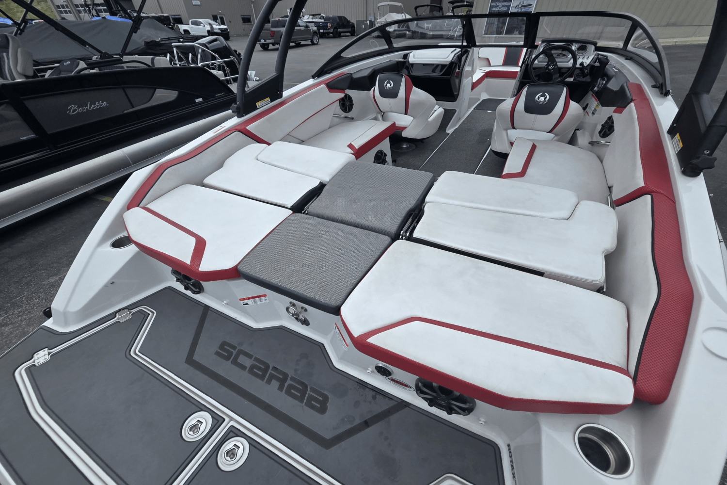 Slide: The Image of Scarab 215 HO IMPULSE 2015 - 12