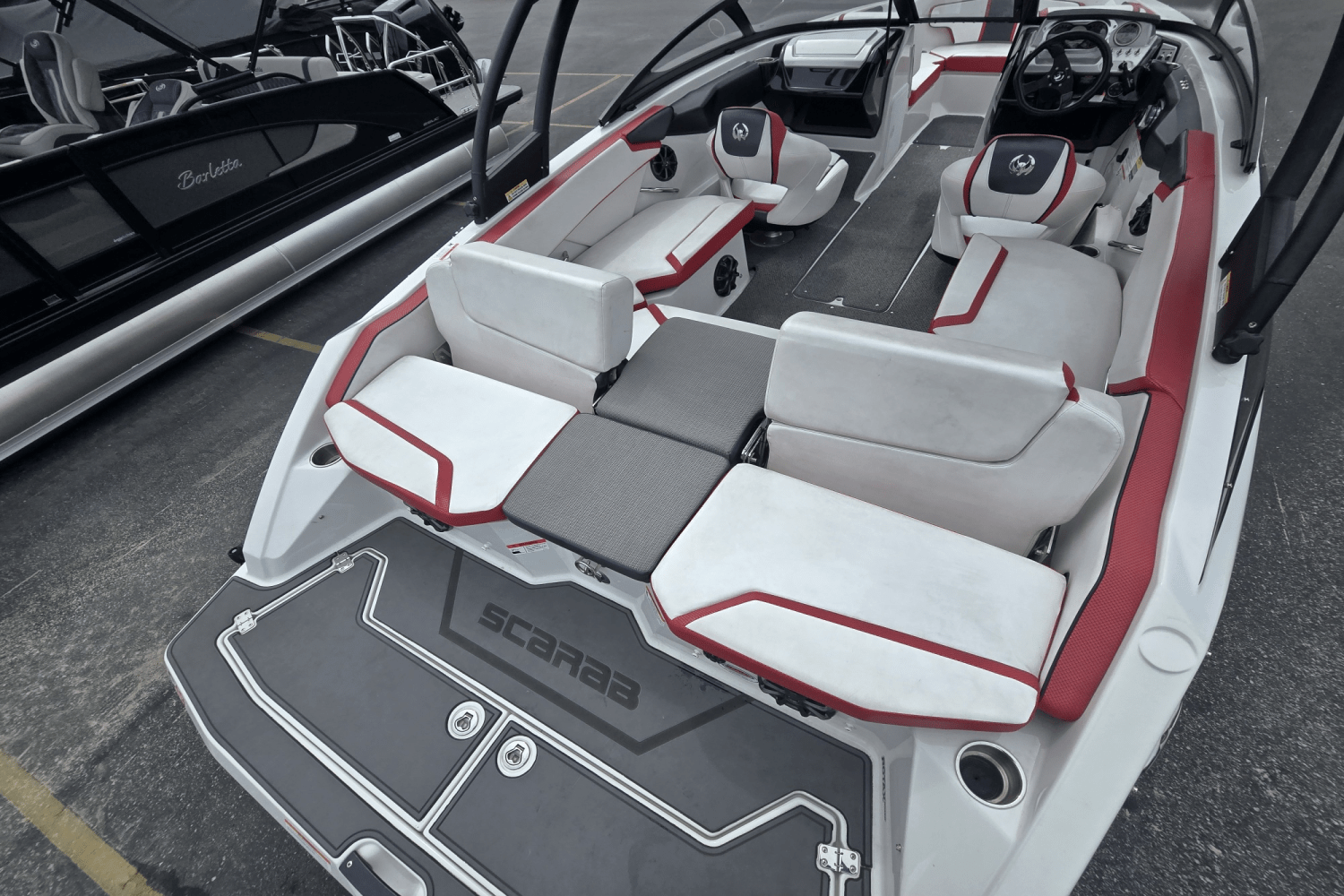 Slide: The Image of Scarab 215 HO IMPULSE 2015 - 13