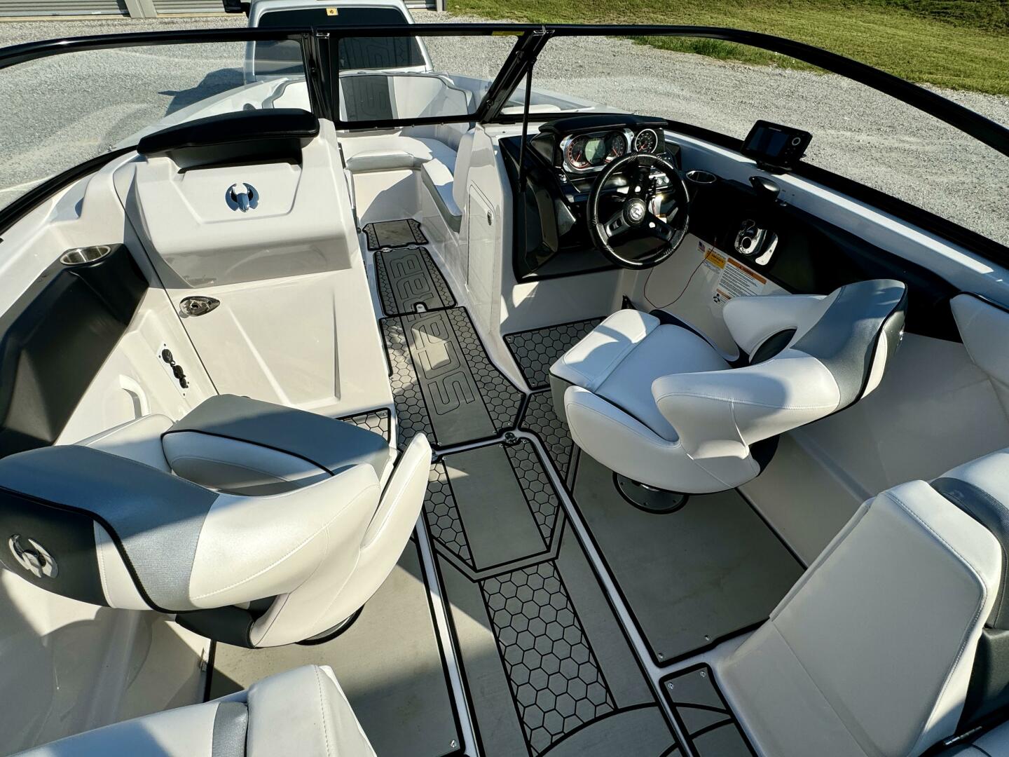 Slide: The Image of Scarab 255 G Jet Boat 2018 - 4565346