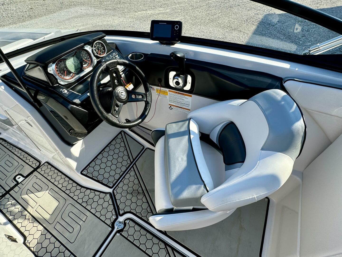 Slide: The Image of Scarab 255 G Jet Boat 2018 - 4565348