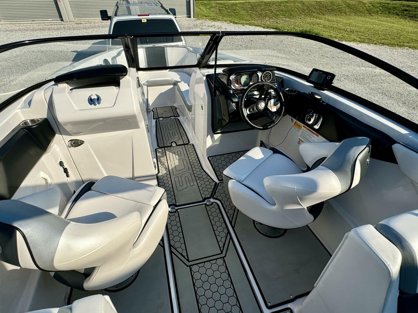 Slide: The Image of Scarab 255 G Jet Boat 2018 - 4565355