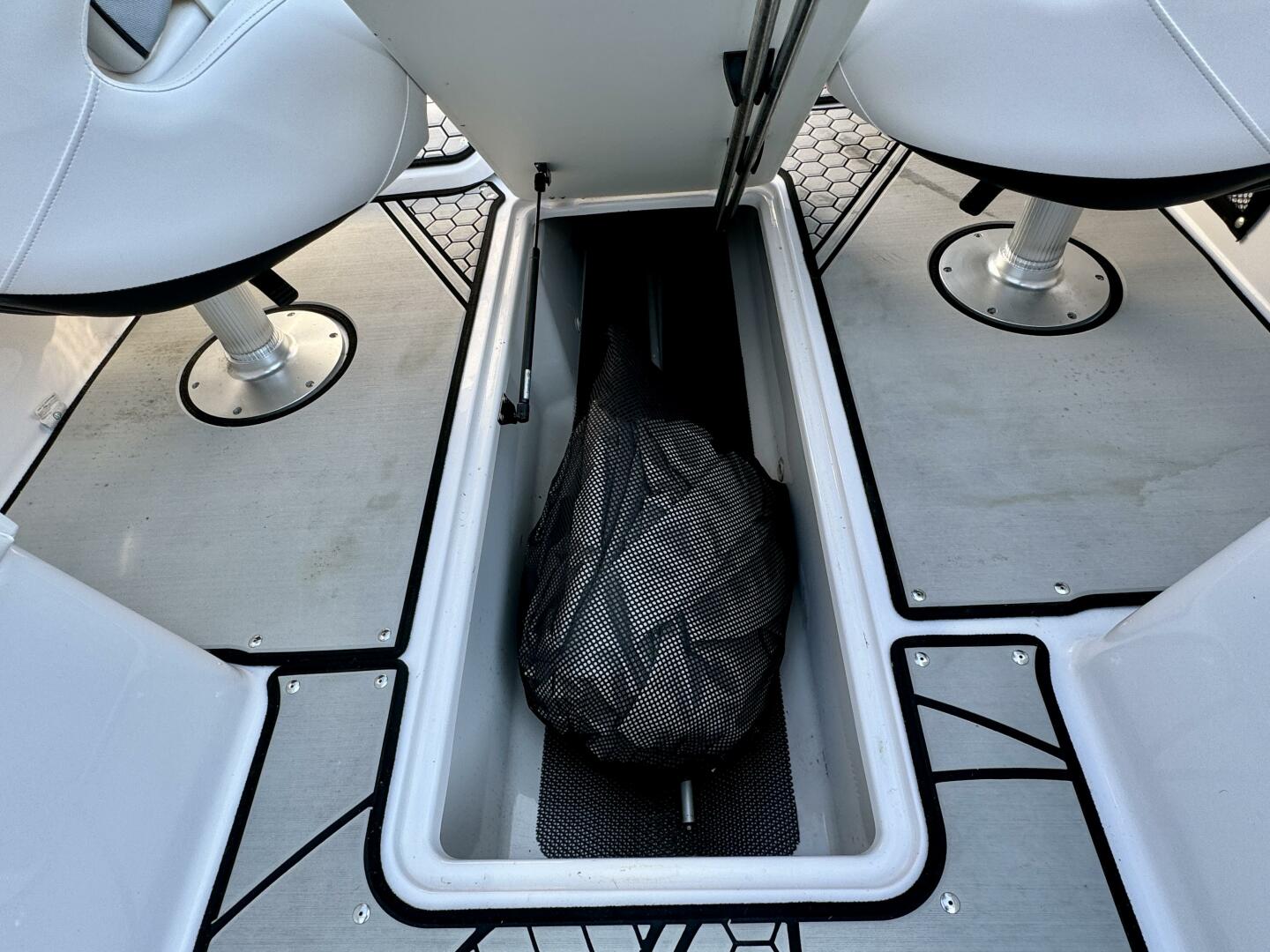 Slide: The Image of Scarab 255 G Jet Boat 2018 - 4565366