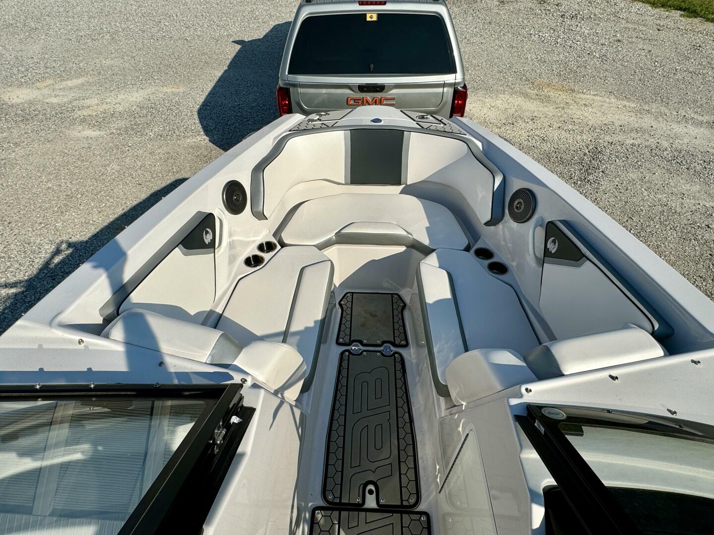 Slide: The Image of Scarab 255 G Jet Boat 2018 - 4565372