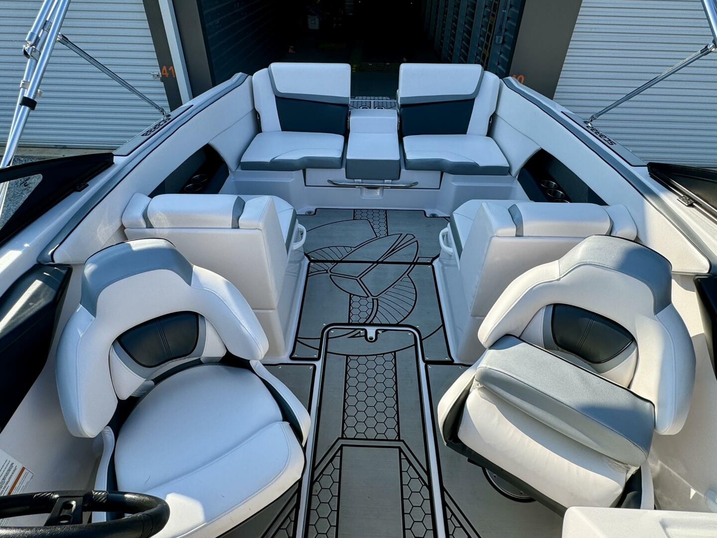 Slide: The Image of Scarab 255 G Jet Boat 2018 - 4565377