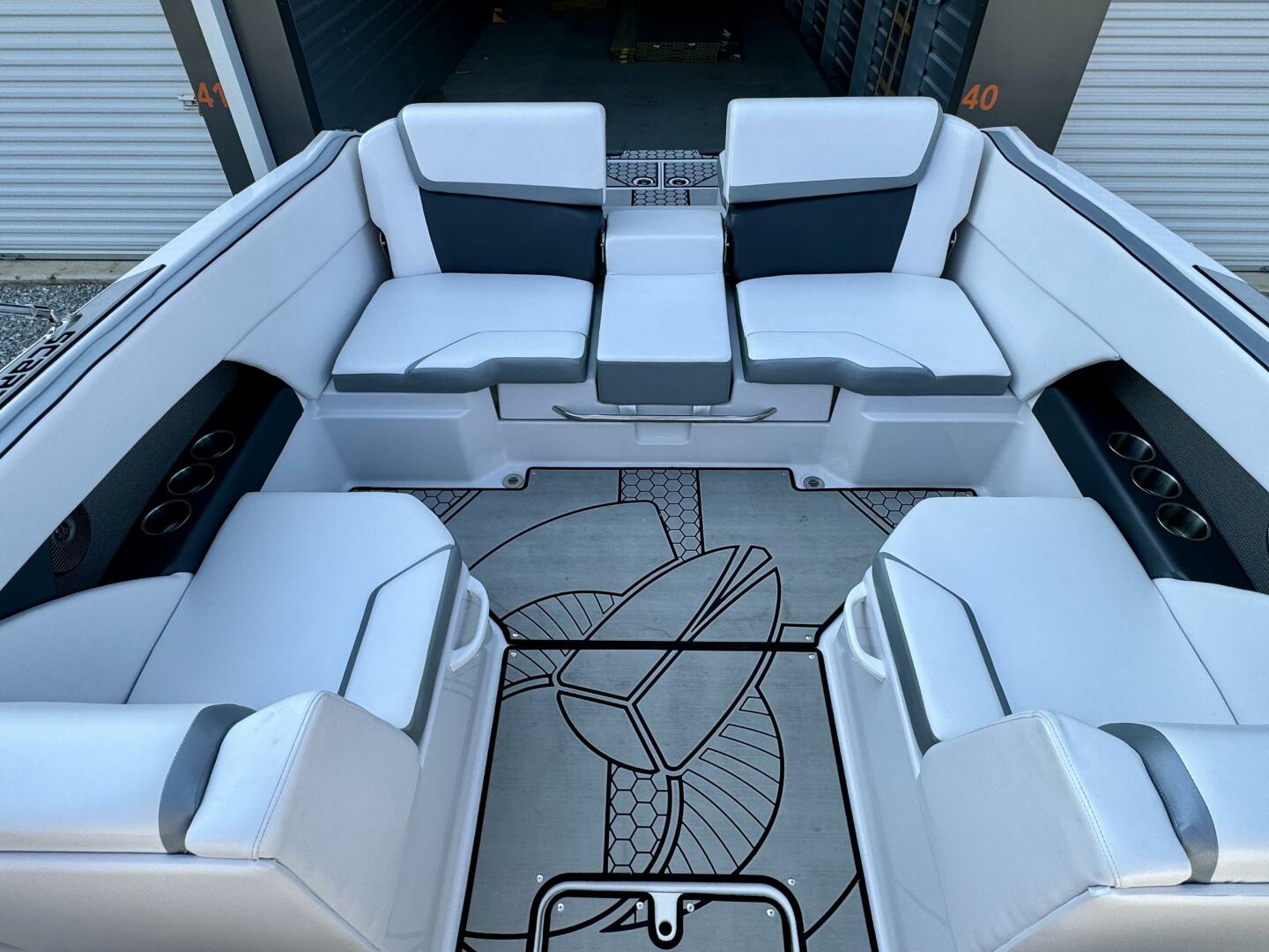 Slide: The Image of Scarab 255 G Jet Boat 2018 - 4565378