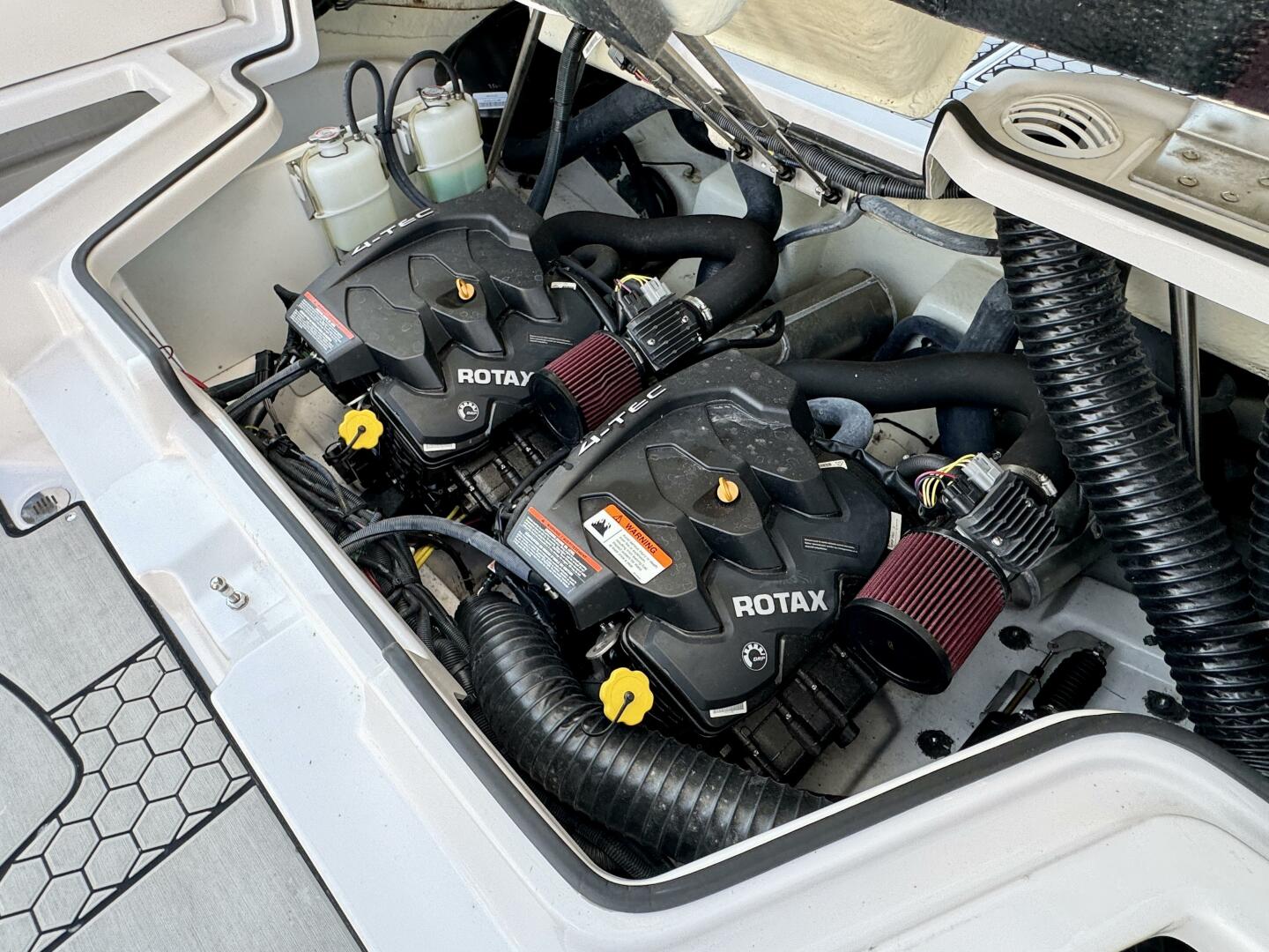 Slide: The Image of Scarab 255 G Jet Boat 2018 - 4565394