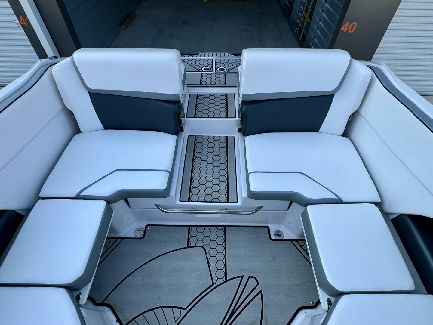 Slide: The Image of Scarab 255 G Jet Boat 2018 - 4565398