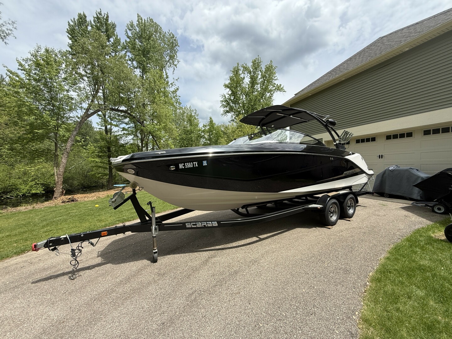 Slide: The Image of Scarab 255 H.O. Platinum 2016 - 5347282