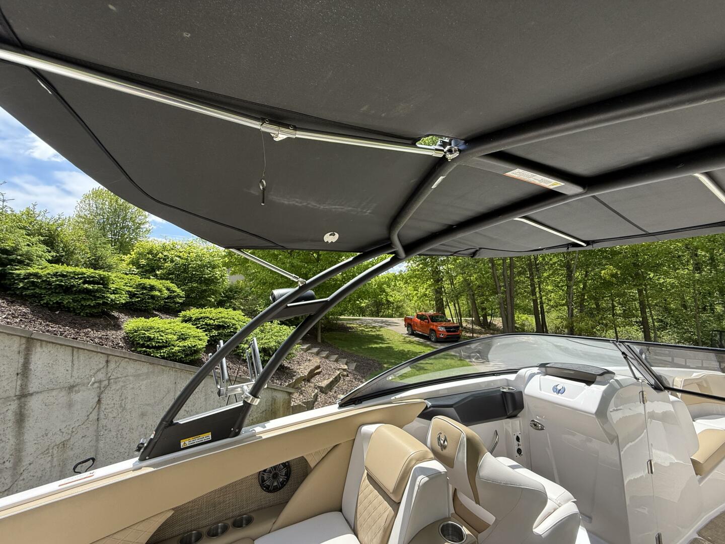 Slide: The Image of Scarab 255 H.O. Platinum 2016 - 5347559