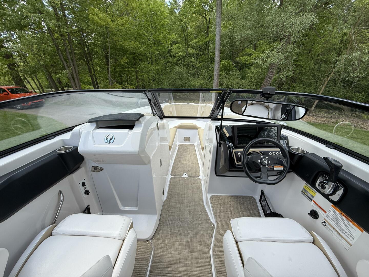 Slide: The Image of Scarab 255 H.O. Platinum 2016 - 5347581