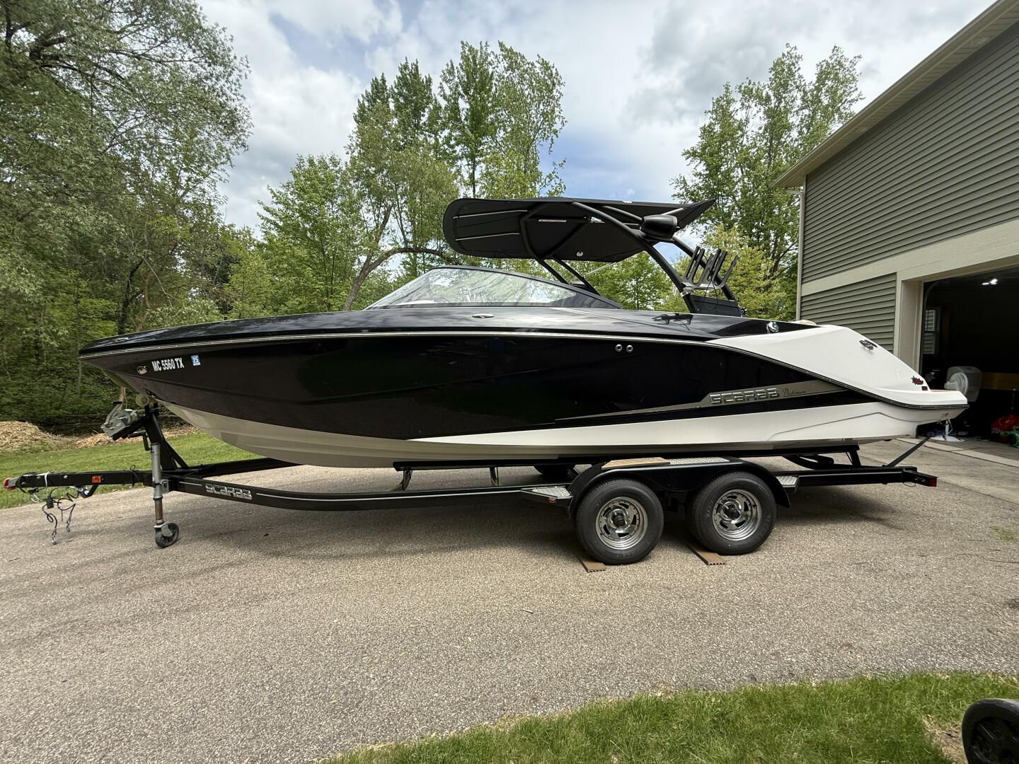 Slide: The Image of Scarab 255 H.O. Platinum 2016 - 5347584