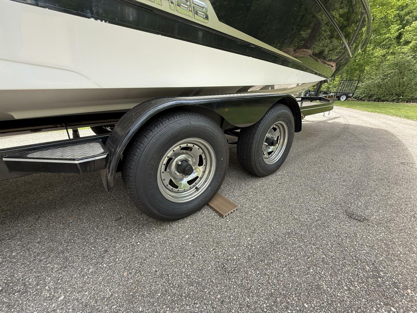 Slide: The Image of Scarab 255 H.O. Platinum 2016 - 5347598