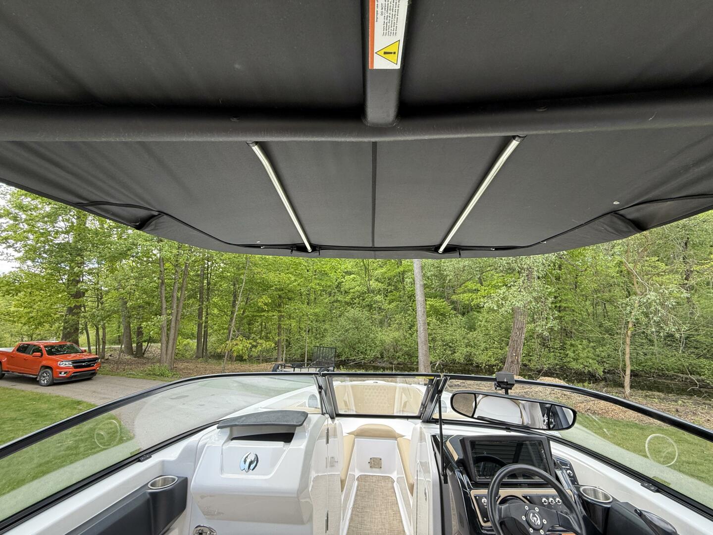 Slide: The Image of Scarab 255 H.O. Platinum 2016 - 5347599