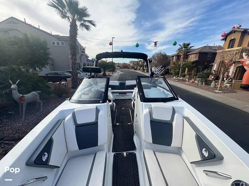 Slide: The Image of Scarab 255 ID Wake Edition 2021 - 15015650