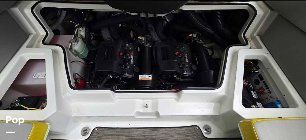 Slide: The Image of Scarab 255id Wake Edition HO 2021 - 15631486