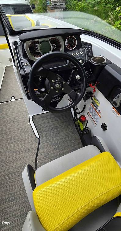 Slide: The Image of Scarab 255id Wake Edition HO 2021 - 15631492