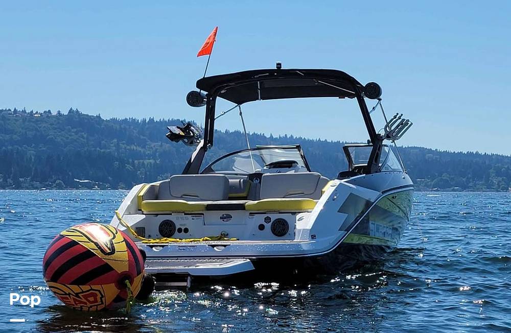 Slide: The Image of Scarab 255id Wake Edition HO 2021 - 15631495