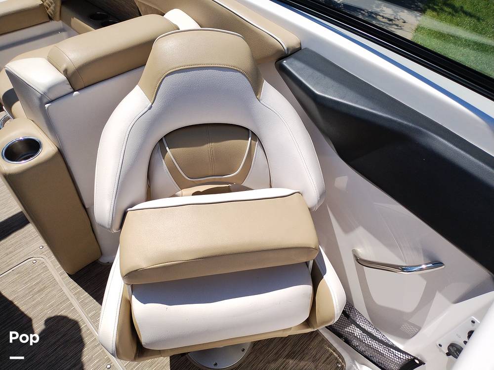Slide: The Image of Passenger Seat W/bolster - 14211748