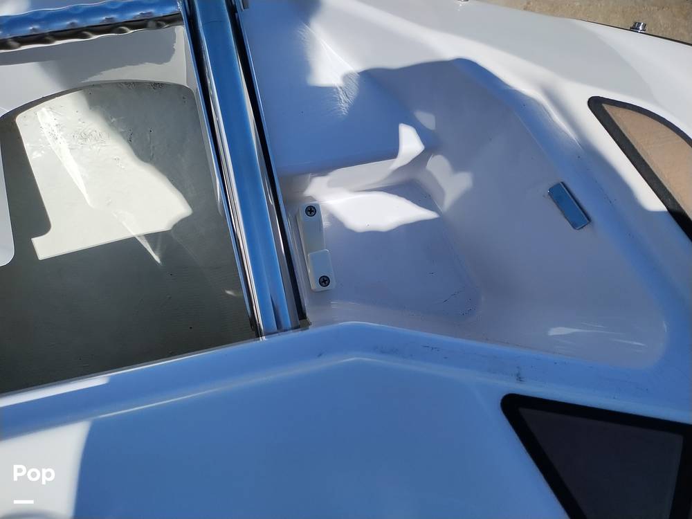 Slide: The Image of Scarab 255 Platinum 2017 - 14211911