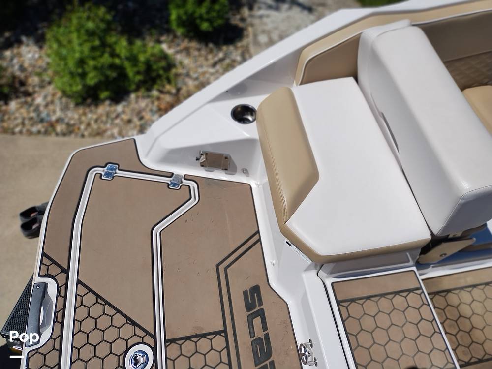 Slide: The Image of Scarab 255 Platinum 2017 - 14211934