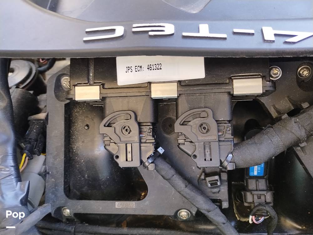 Slide: The Image of Scarab 255 Platinum 2017 - 14211940