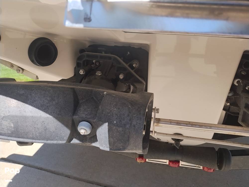 Slide: The Image of Scarab 255 Platinum 2017 - 14211960