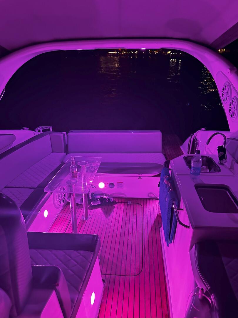 Slide: The Image of 2019 32' Schaefer 303 2019 32' Schaefer 303 - 3771184