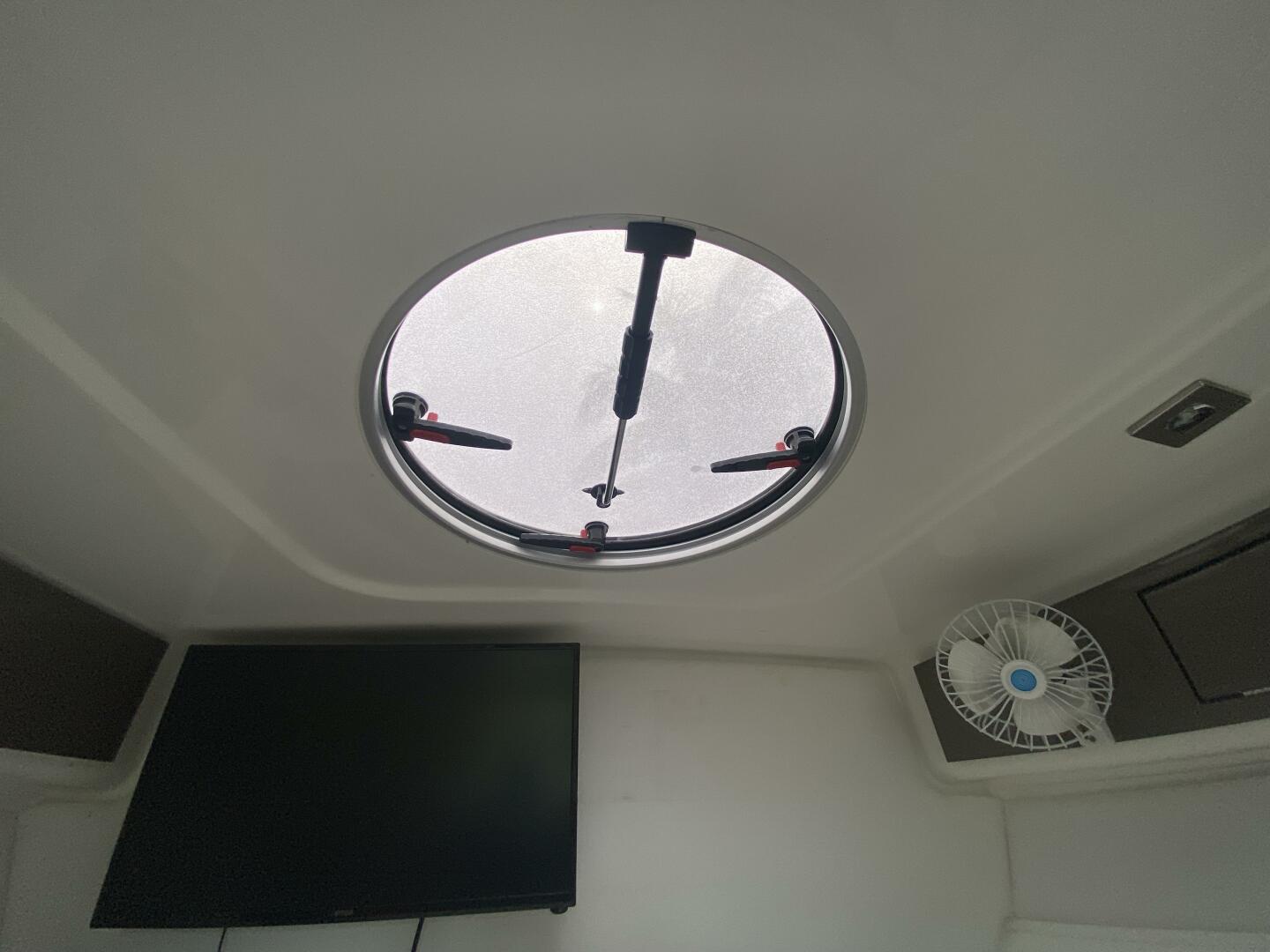 Slide: The Image of 2019 32' Schaefer 303  2019 32' Schaefer 303  - 3771409