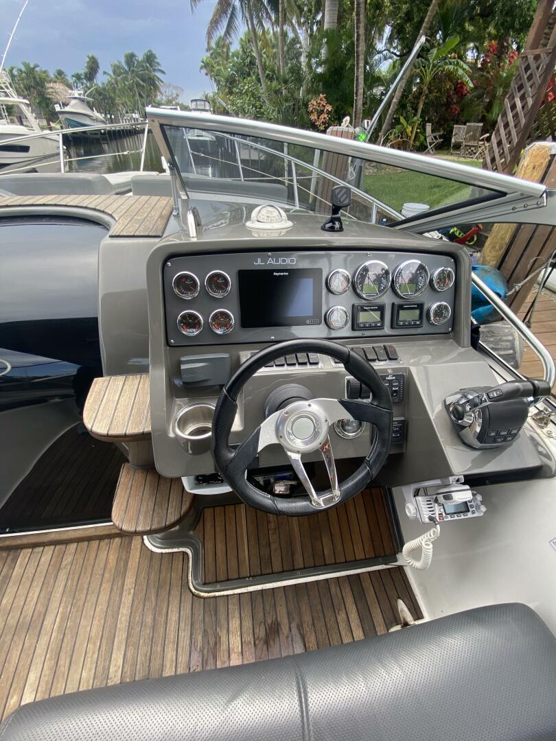 Slide: The Image of 2019 32' Schaefer 303  2019 32' Schaefer 303  - 3771452