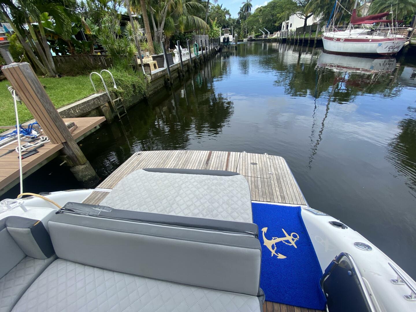 Slide: The Image of 2019 32' Schaefer 303 2019 32' Schaefer 303 - 3771584