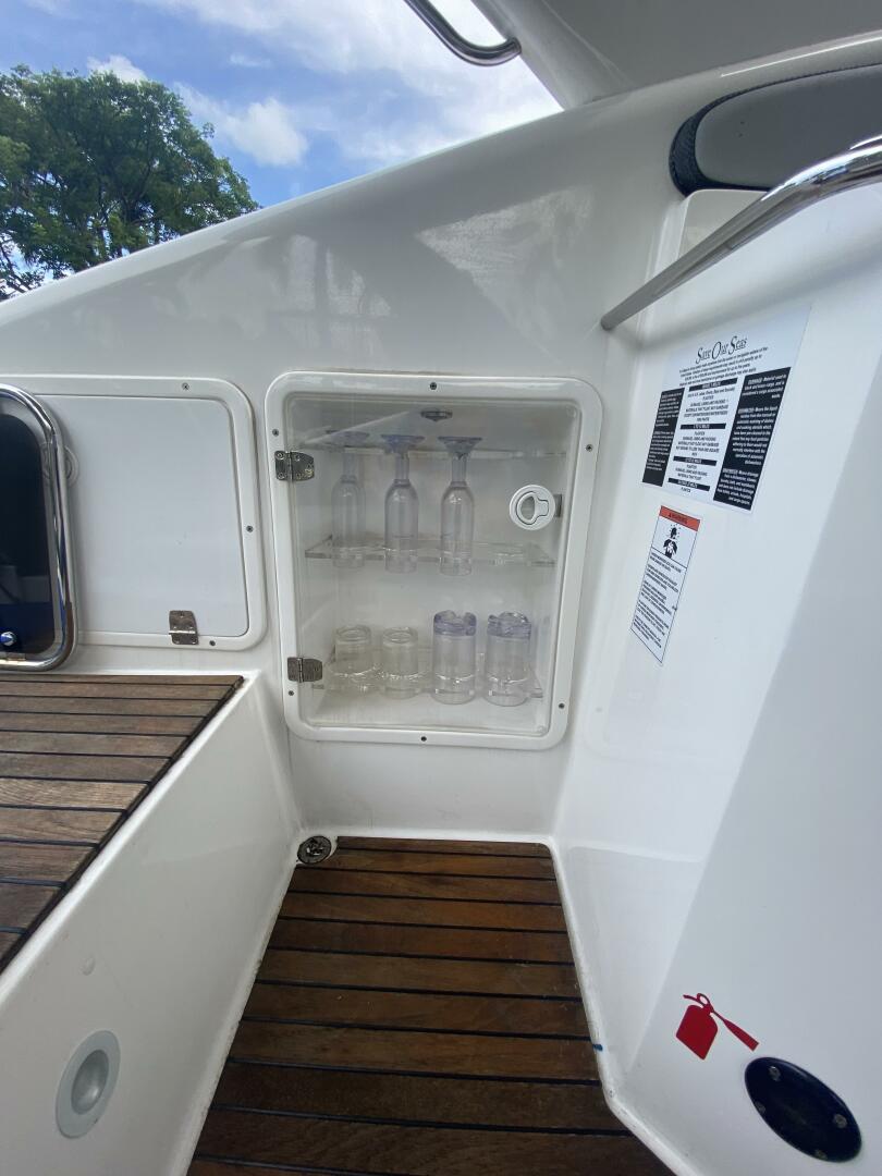 Slide: The Image of 2019 32' Schaefer 303 2019 32' Schaefer 303 - 3771612