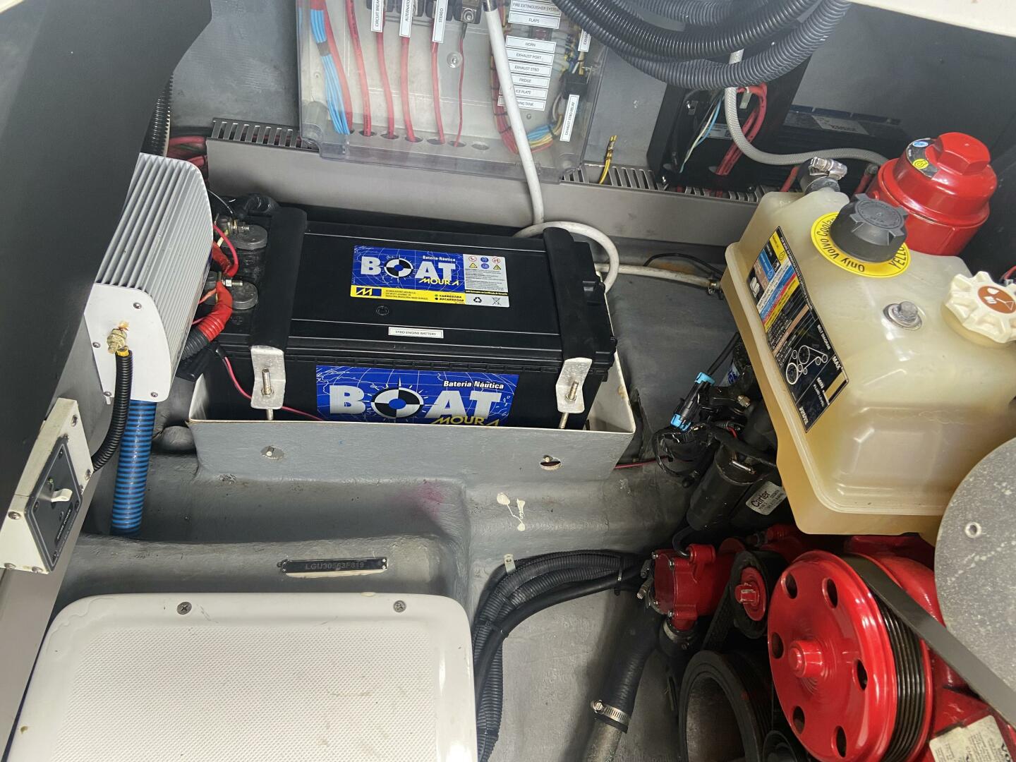 Slide: The Image of 2019 32' Schaefer 303 2019 32' Schaefer 303 - 3771614