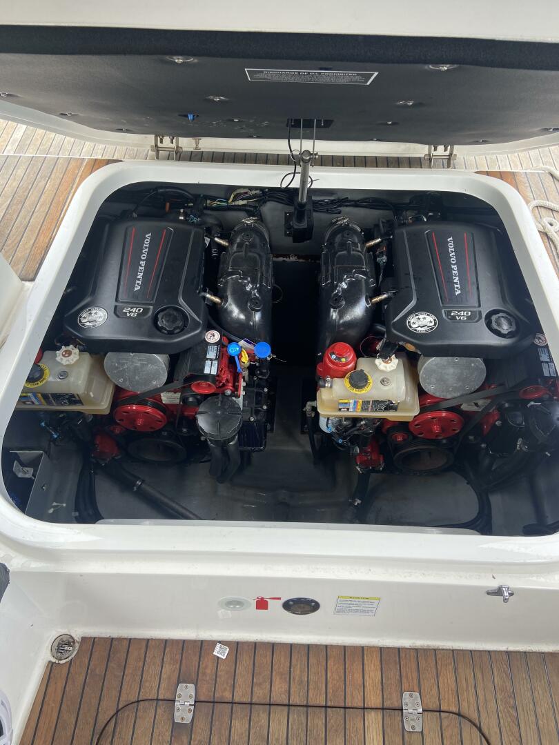 Slide: The Image of 2019 32' Schaefer 303  2019 32' Schaefer 303  - 3771615