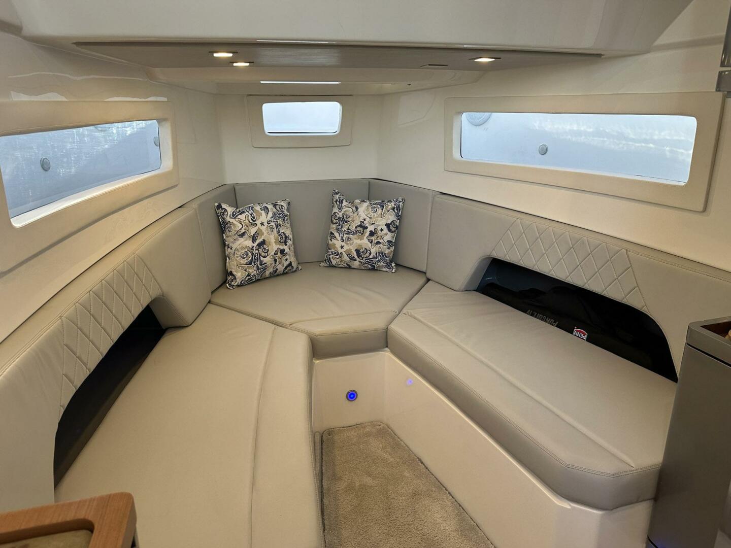 Slide: The Image of Schaefer V33 2022 - 5092829