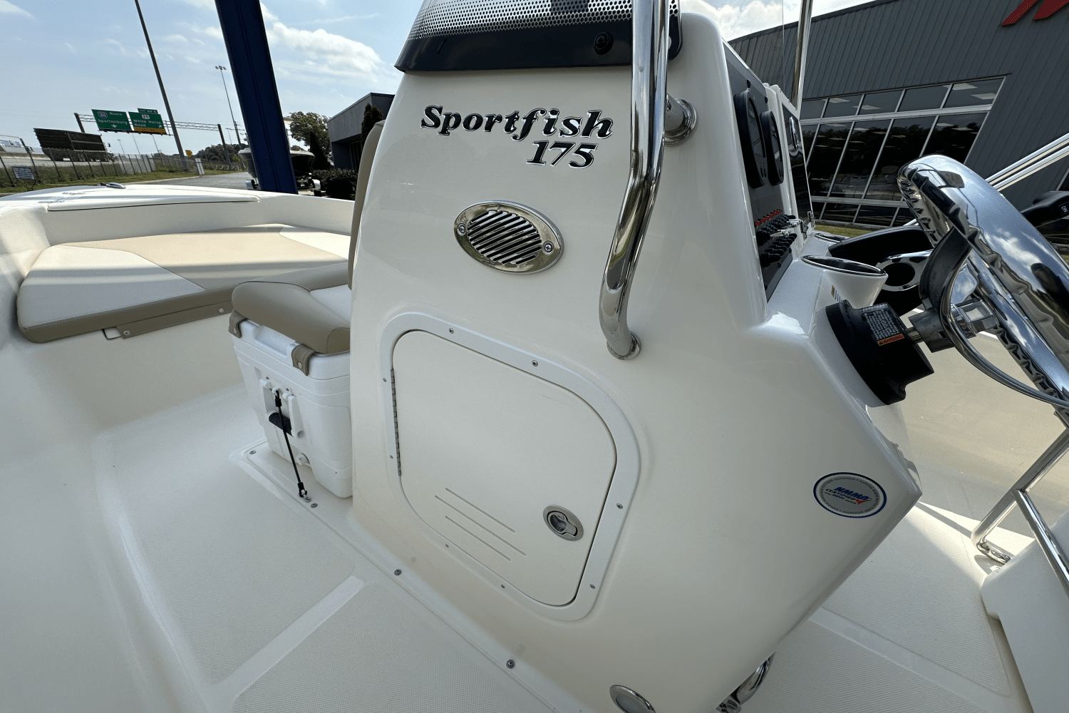 Slide: The Image of Scout 175 Sportfish 2025 - 12