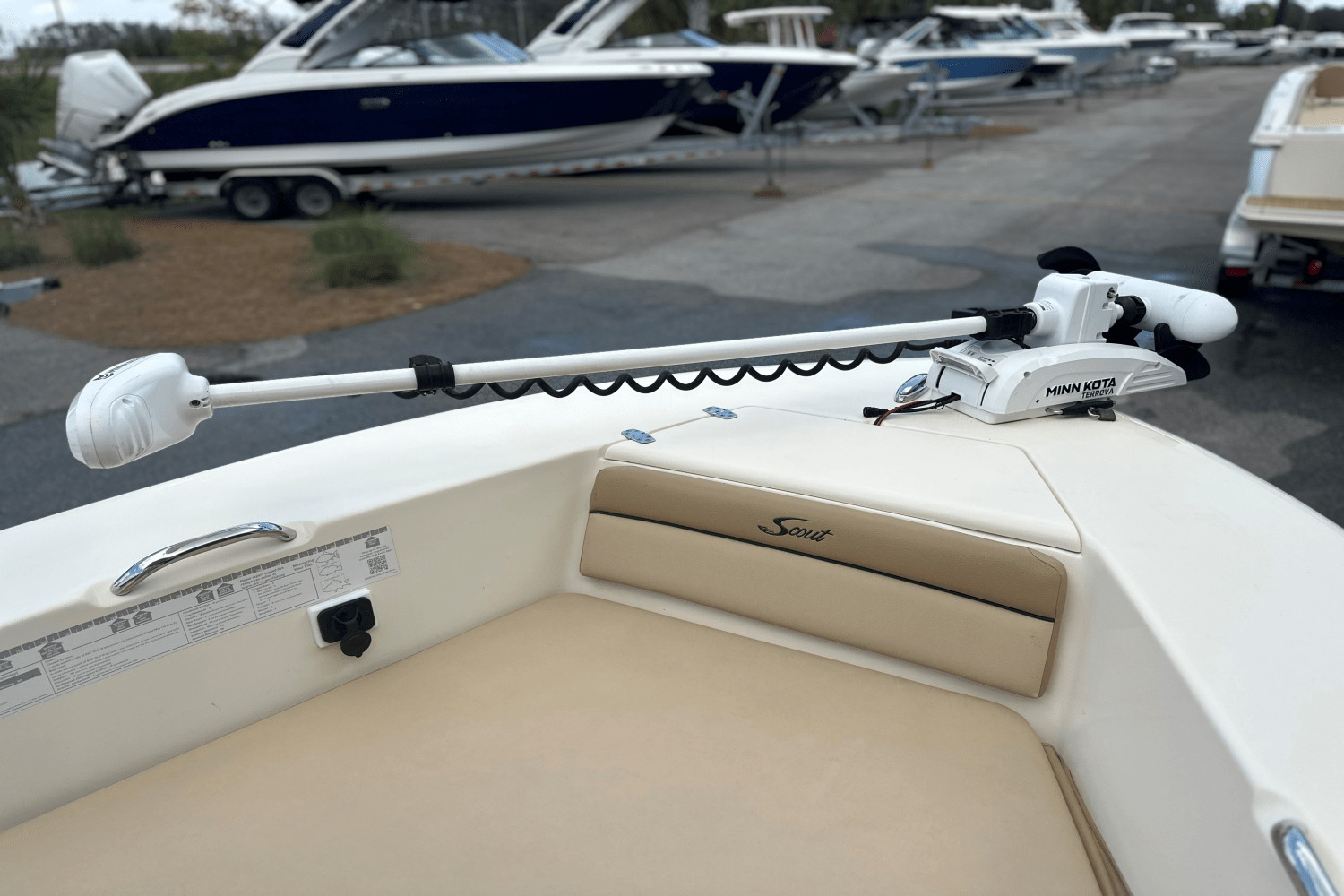Slide: The Image of Scout 195 SPORTFISH 2018 - 14