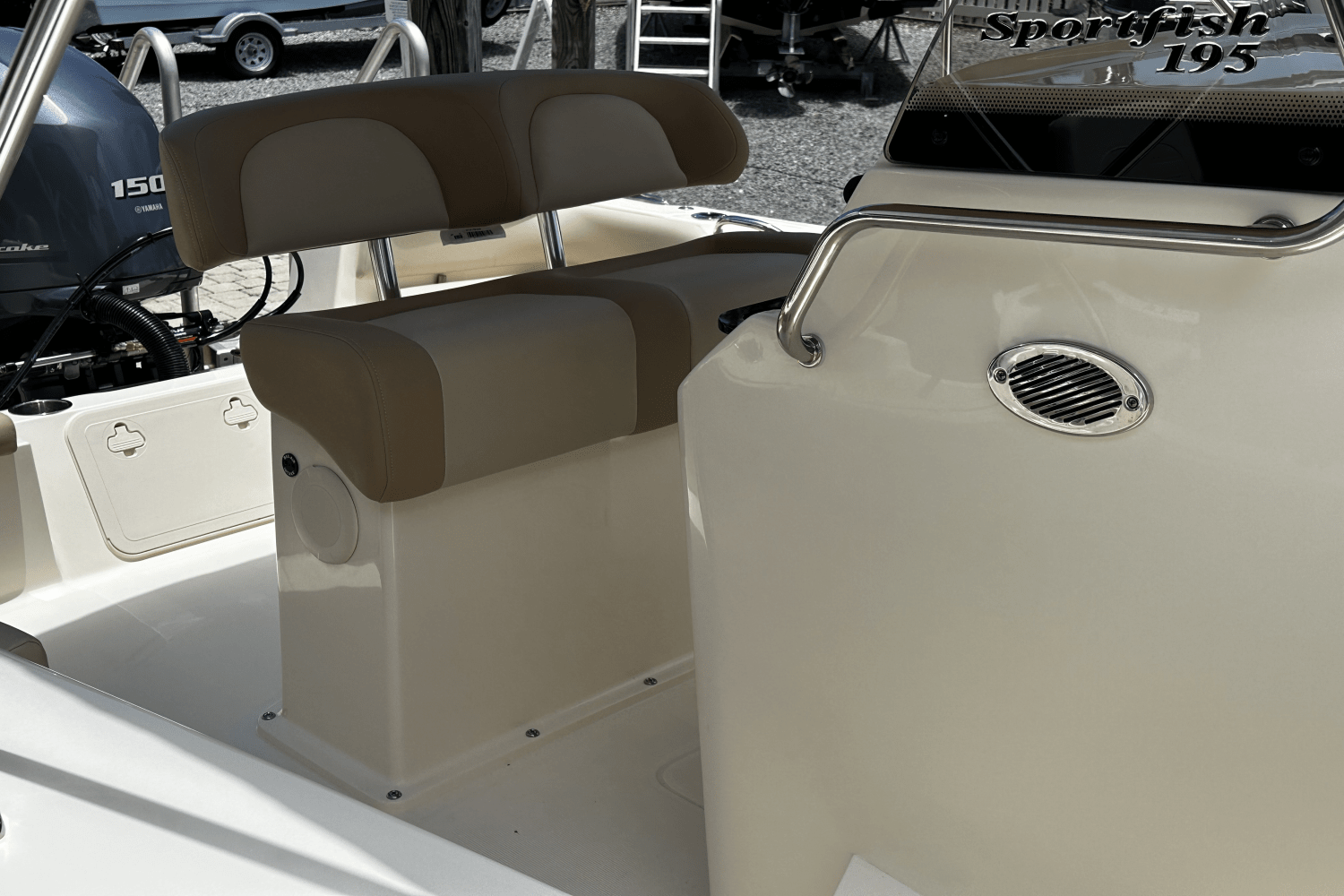 Slide: The Image of Scout 195 Sportfish 2025 - 19