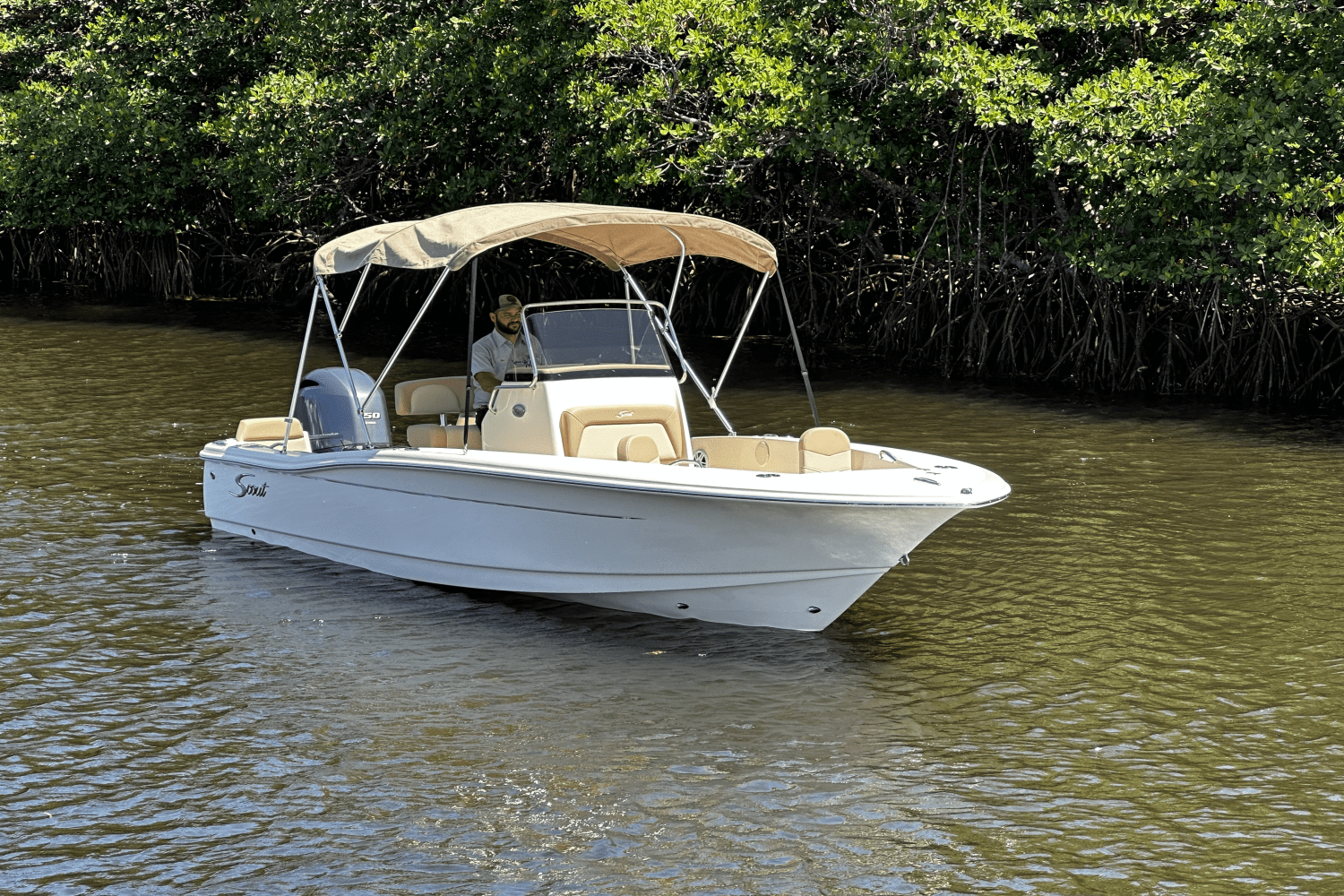 Slide: The Image of Scout 195 Sportfish 2025 - 3