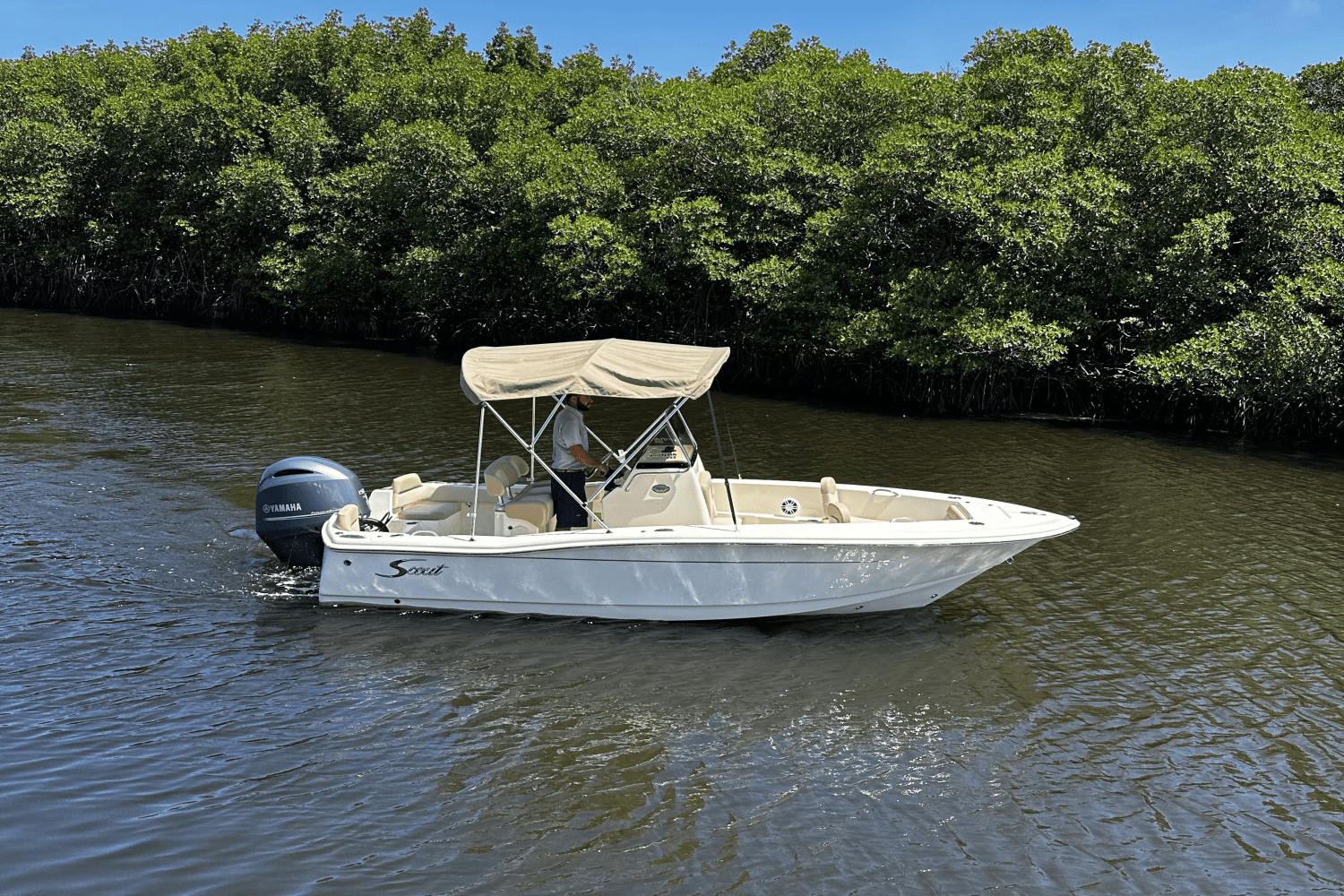 Slide: The Image of Scout 195 Sportfish 2025 - 6