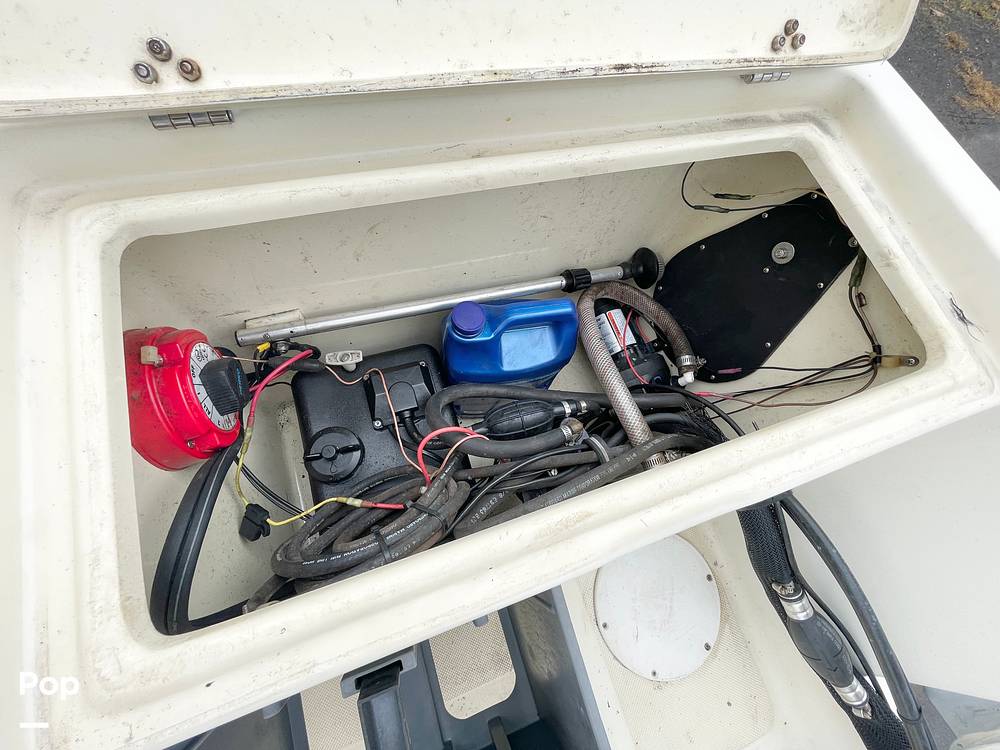 Slide: The Image of Oil Injection Tank - 14783083