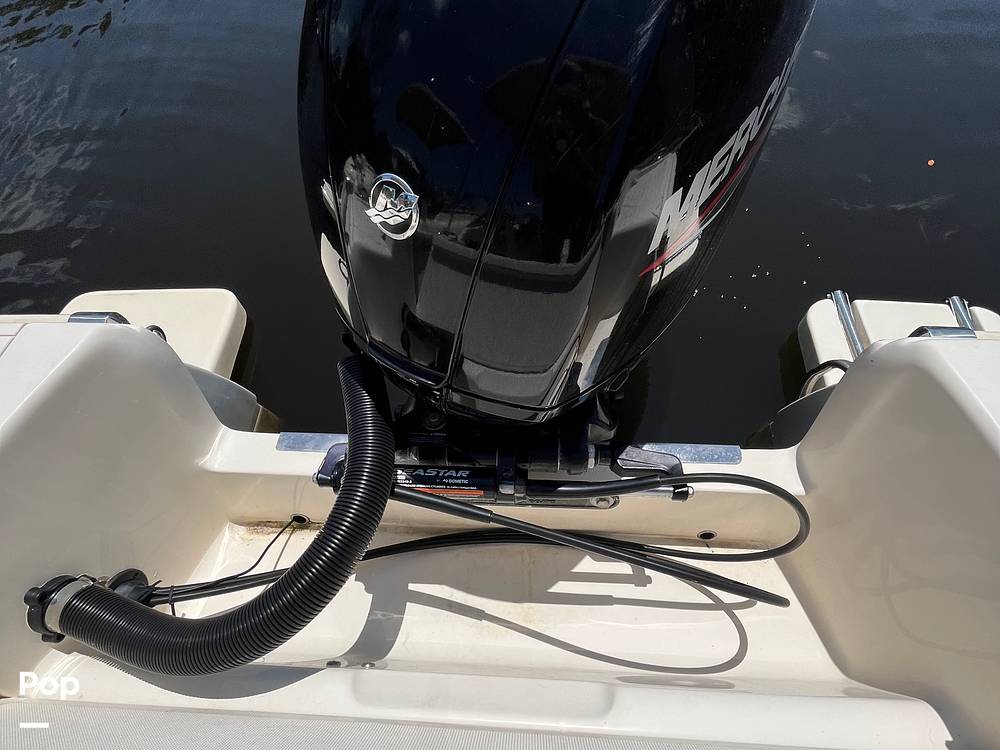 Slide: The Image of Scout 210 Dorado 2022 - 14271200