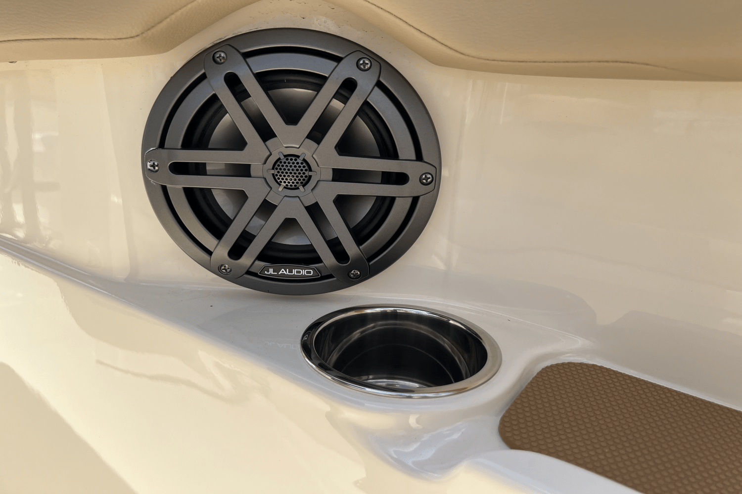 Slide: The Image of Scout 215 XSF 2025 - 18