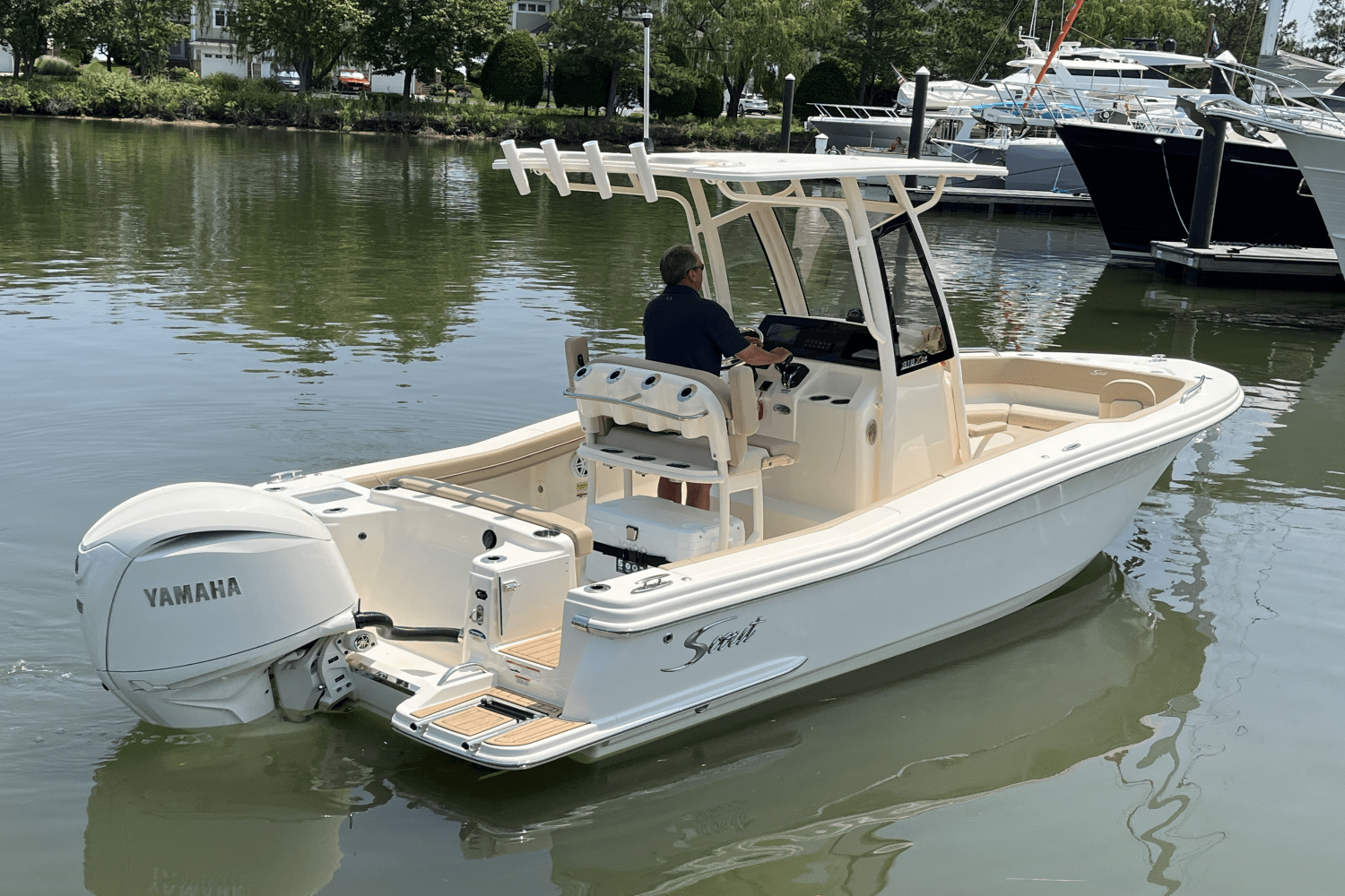 Slide: The Image of Scout 215 XSF 2025 - 2