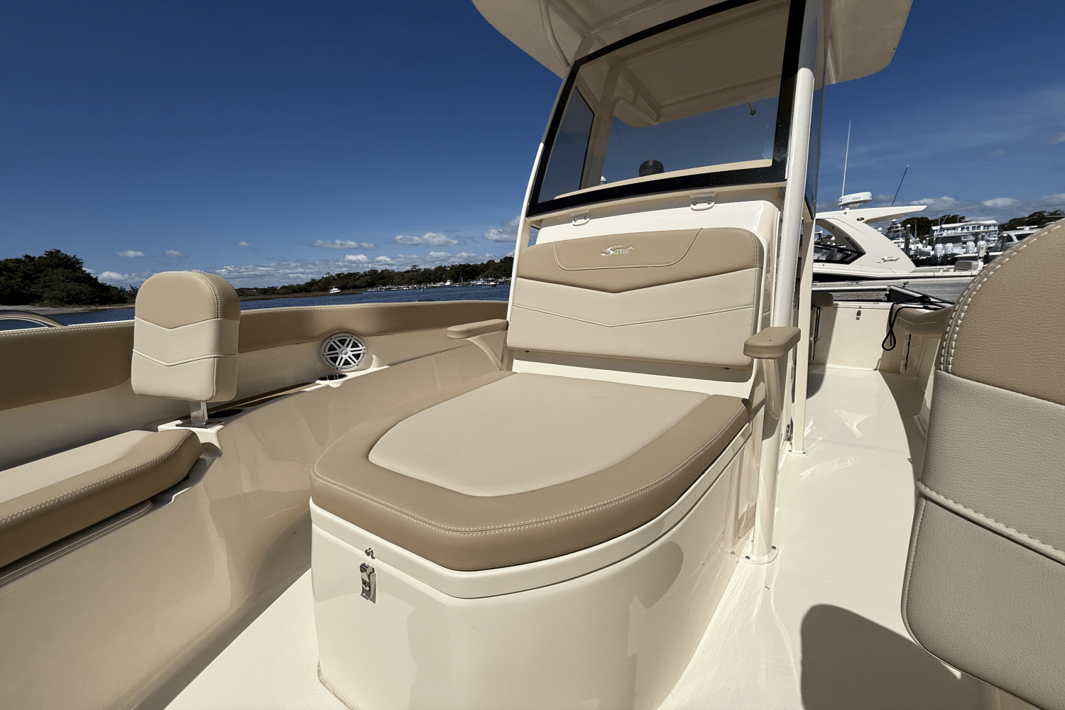 Slide: The Image of Scout 215 XSF 2025 - 20