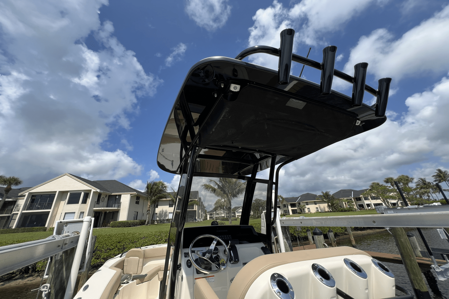 Slide: The Image of Scout 215 XSF 2025 - 48