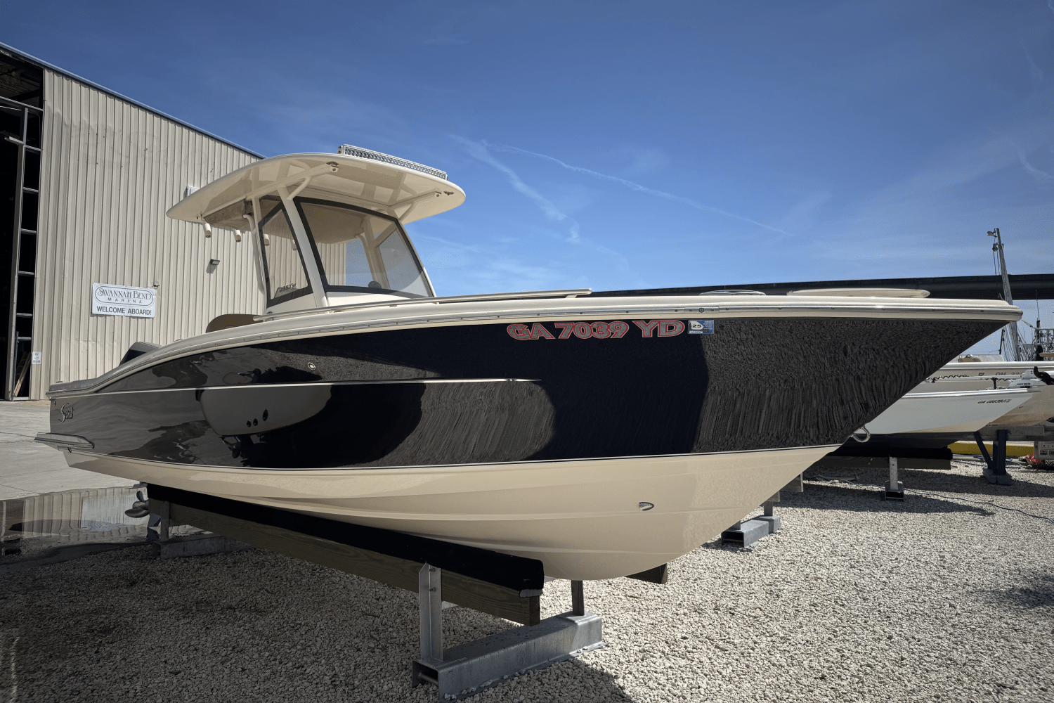 Slide: The Image of Scout 235 XSF 2019 - 3